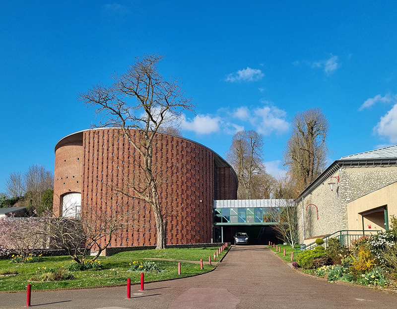 Le théâtre Robert Auzelle